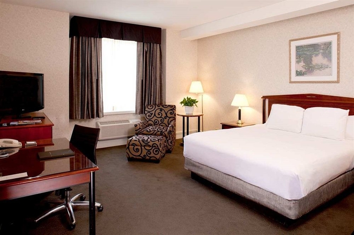 Imagen de la habitación del Hotel Hilton Cincinnati Netherland Plaza. Foto 3