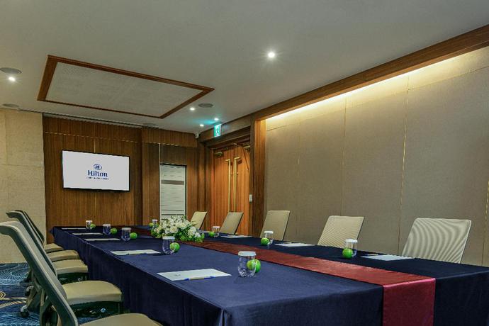 Imagen de los interiores del Hotel Hilton Clark Sun Valley Resort. Foto 18