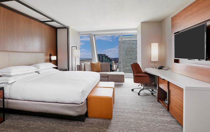 Imagen de la habitación del Hotel Hilton Cleveland Downtown. Foto 11
