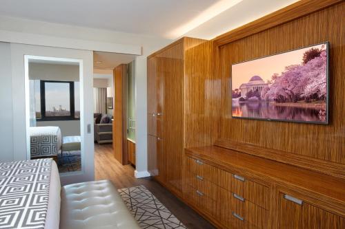 Imagen de la habitación del Hotel Hilton Club The District Washington DC. Foto 9