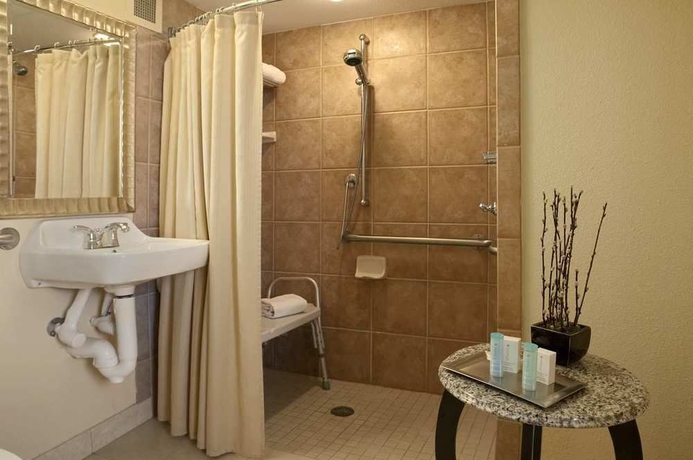 Imagen de la habitación del Hotel Hilton Cocoa Beach Oceanfront. Foto 7