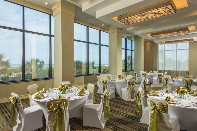 Imagen de los interiores del Hotel Hilton Cocoa Beach Oceanfront. Foto 15