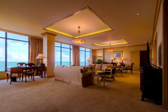 Imagen de la habitación del Hotel Hilton Colombo. Foto 12