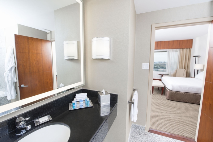 Imagen de la habitación del Hotel Hilton Colon Guayaquil. Foto 8