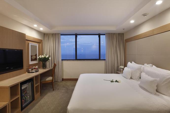 Imagen de la habitación del Hotel Hilton Copacabana Rio De Janeiro. Foto 8