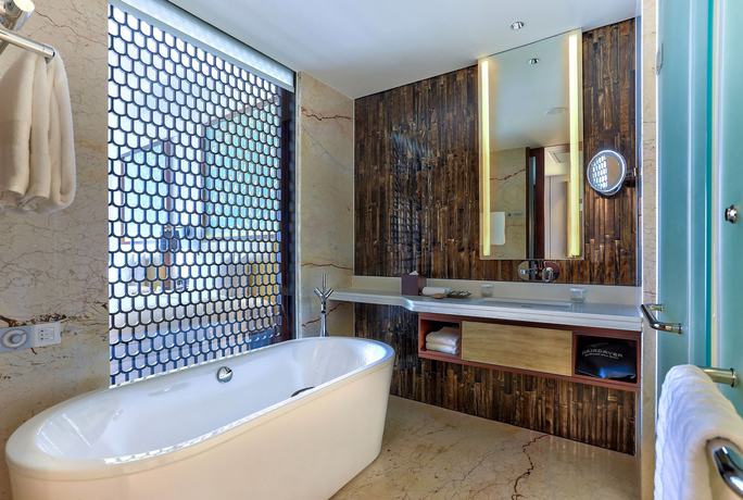 Imagen de la habitación del Hotel Hilton Da Nang. Foto 15