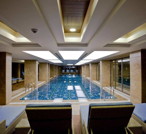 Imagen de la piscina del Hotel Hilton Dalaman Sarigerme Resort and Golf. Foto 15