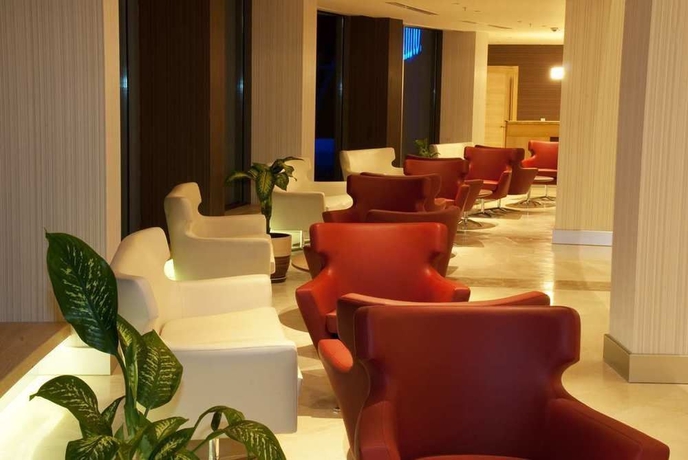 Imagen de los interiores del Hotel Hilton Dalaman Sarigerme Resort and Golf. Foto 13
