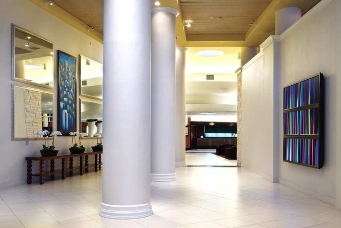 Imagen de los interiores del Hotel Hilton Dallas Lincoln Centre. Foto 12