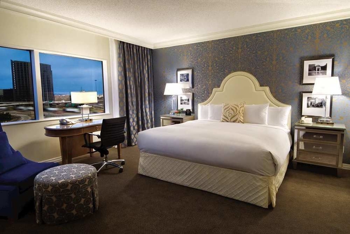 Imagen de la habitación del Hotel Hilton Dallas Lincoln Centre. Foto 6