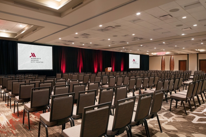 Imagen de los interiores del Hotel Hilton Denver City Center. Foto 16