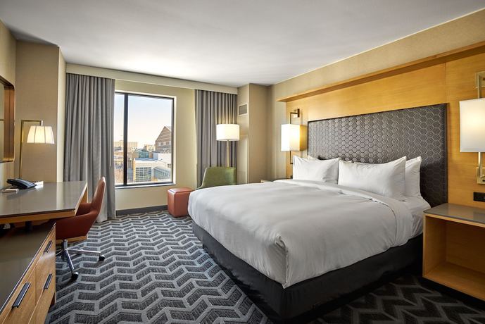 Imagen de la habitación del Hotel Hilton Des Moines Downtown. Foto 3