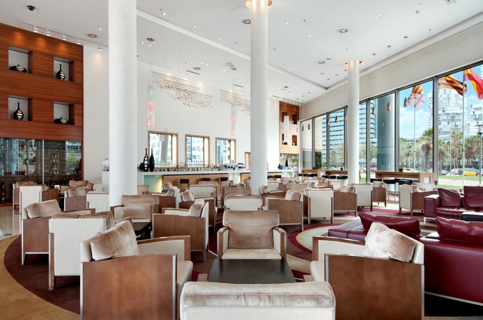 Imagen de los interiores del Hotel Hilton Diagonal Mar Barcelona. Foto 11