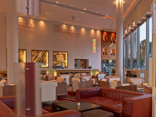 Imagen de los interiores del Hotel Hilton Diagonal Mar Barcelona. Foto 12