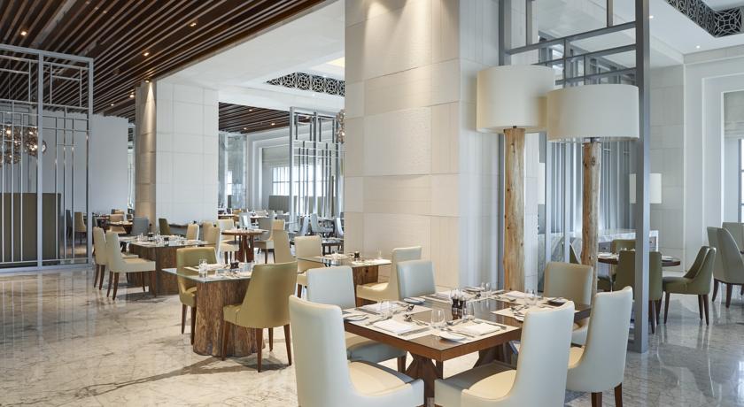 Imagen general del Hotel Hilton Dubai Al Habtoor City. Foto 7