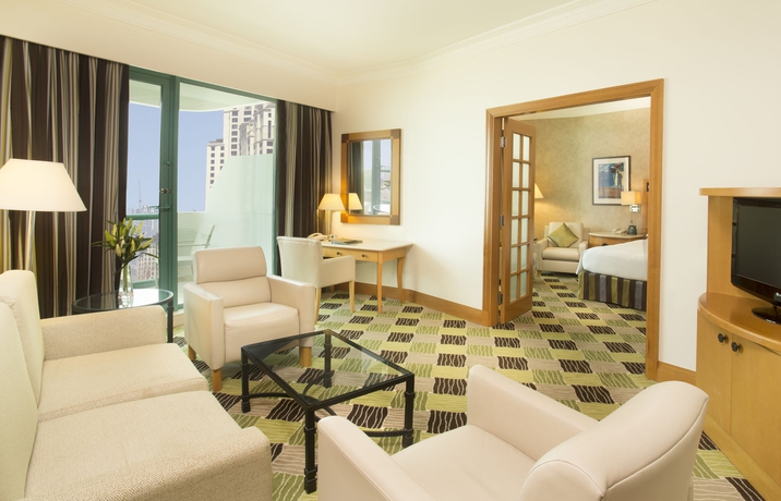 Imagen de los interiores del Hotel Hilton Dubai Jumeirah. Foto 14