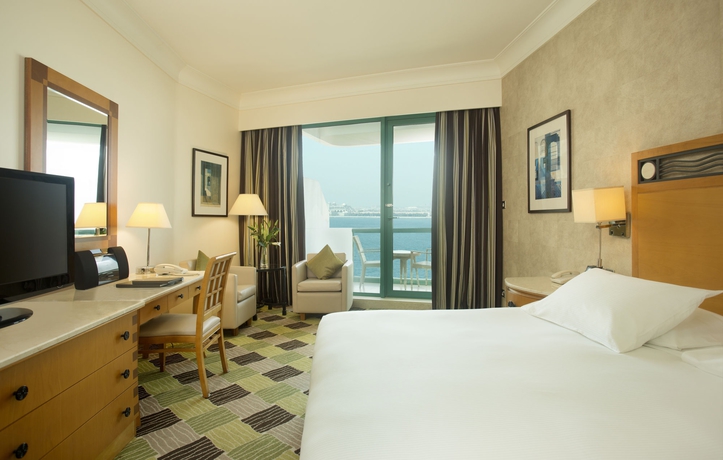 Imagen de la habitación del Hotel Hilton Dubai Jumeirah. Foto 8