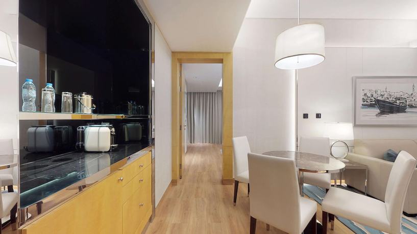 Imagen de la habitación del Hotel Hilton Dubai Palm Jumeirah. Foto 9