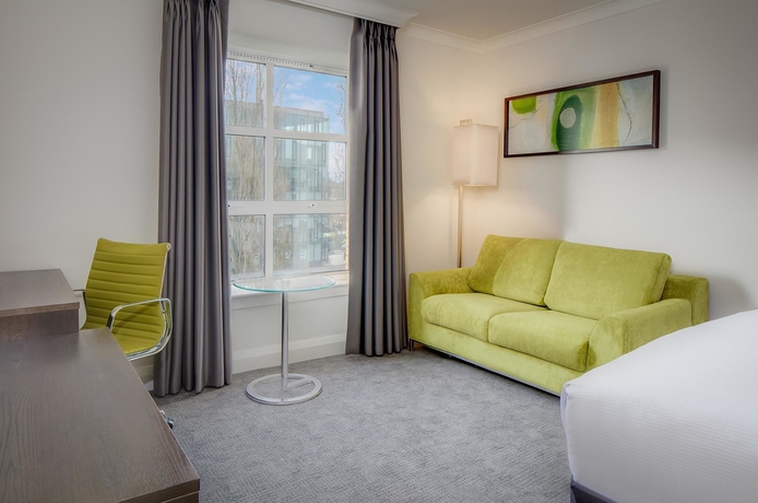 Imagen de los interiores del Hotel Hilton Dublin. Foto 16