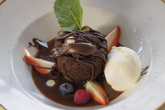 Imagen del bar/restaurante del Hotel Hilton Dublin Kilmainham. Foto 4