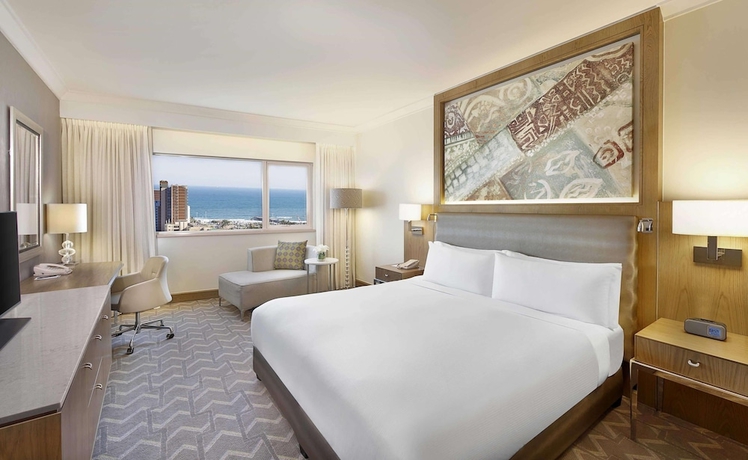 Imagen de la habitación del Hotel Hilton Durban. Foto 9