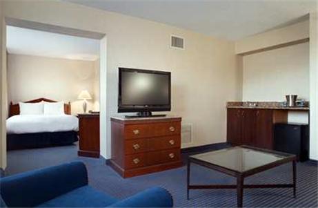Imagen de la habitación del Hotel Hilton Durham Near Duke University. Foto 6