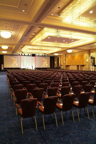 Imagen de los interiores del Hotel Hilton Düsseldorf. Foto 11