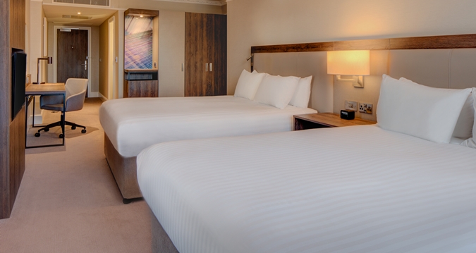 Imagen de la habitación del Hotel Hilton Edinburgh Carlton. Foto 3