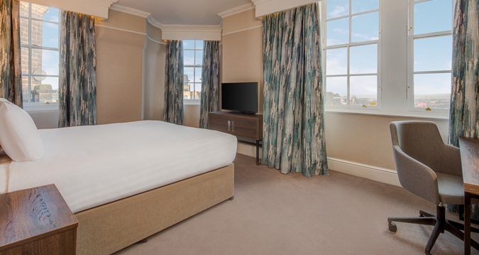 Imagen de la habitación del Hotel Hilton Edinburgh Carlton. Foto 4