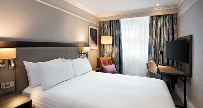 Imagen de la habitación del Hotel Hilton Edinburgh Carlton. Foto 5