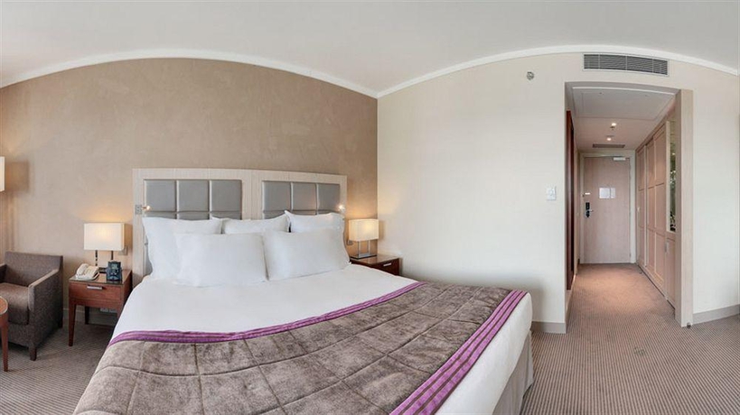 Imagen general del Hotel Hilton Evian-les-bains. Foto 2