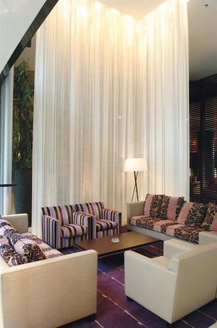 Imagen general del Hotel Hilton Evian-les-bains. Foto 4