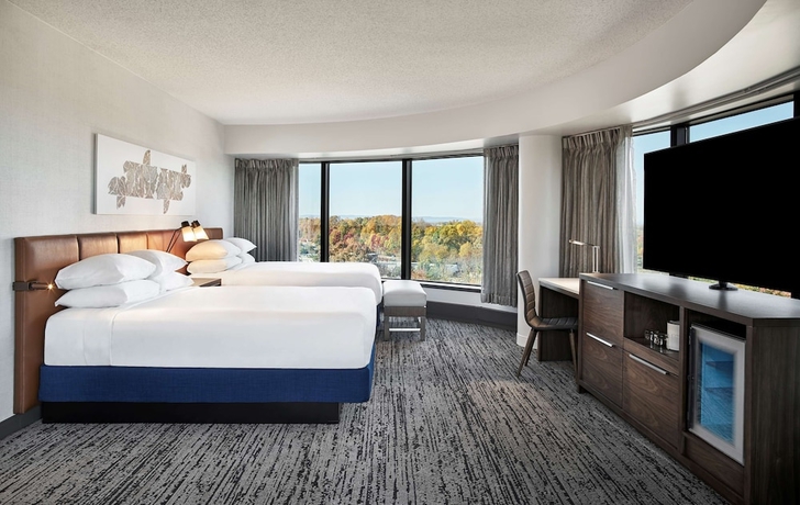 Imagen de la habitación del Hotel Hilton Fairfax. Foto 6