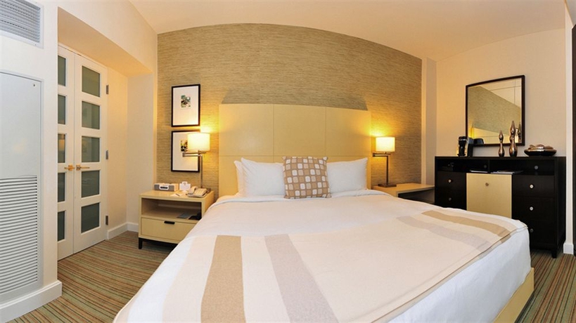 Imagen de la habitación del Hotel Hilton Fort Lauderdale Marina. Foto 4