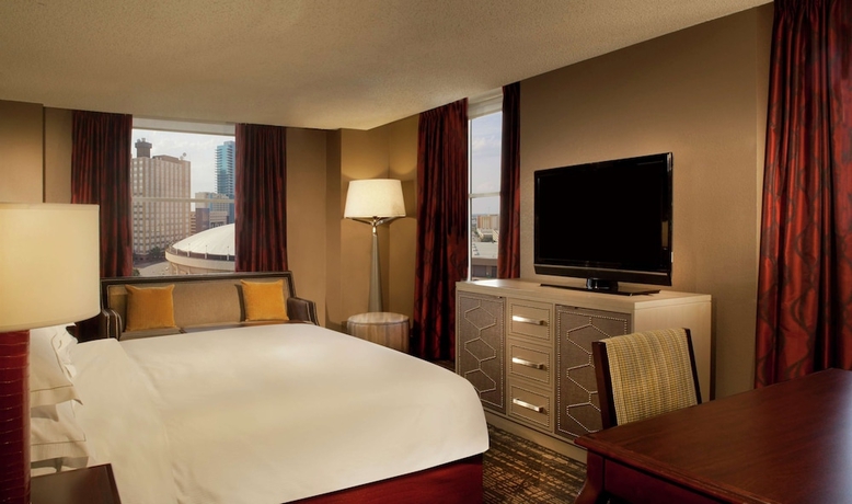 Imagen de la habitación del Hotel Hilton Fort Worth. Foto 2