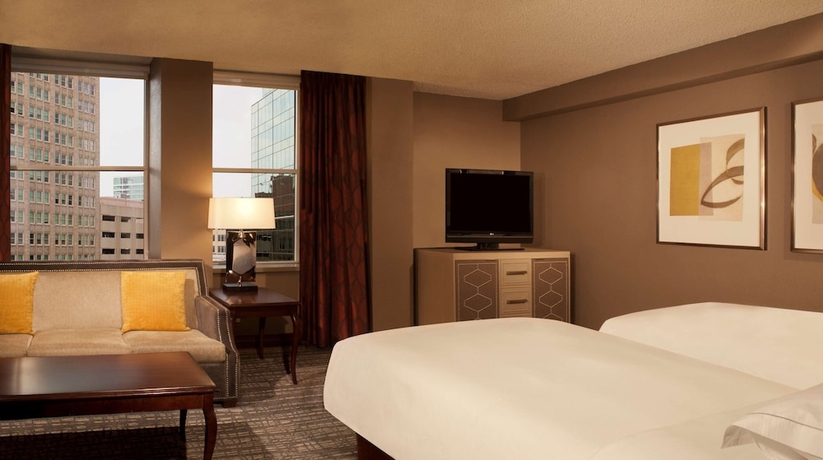Imagen de la habitación del Hotel Hilton Fort Worth. Foto 6