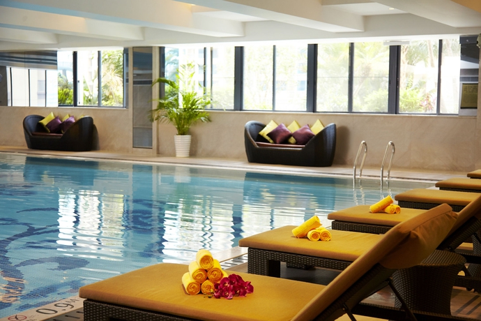 Imagen de la piscina del Hotel Hilton Foshan. Foto 15