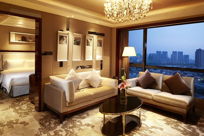 Imagen de los interiores del Hotel Hilton Foshan. Foto 12
