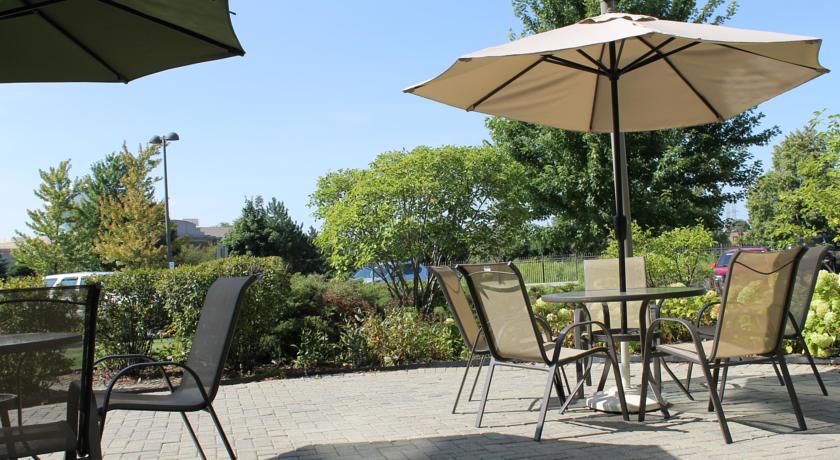 Imagen general del Hotel Hilton Garden Inn Addison. Foto 9