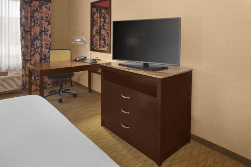 Imagen de la habitación del Hotel Hilton Garden Inn Akron. Foto 11