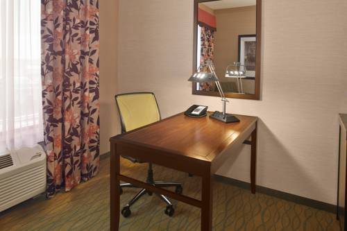 Imagen de la habitación del Hotel Hilton Garden Inn Akron. Foto 12