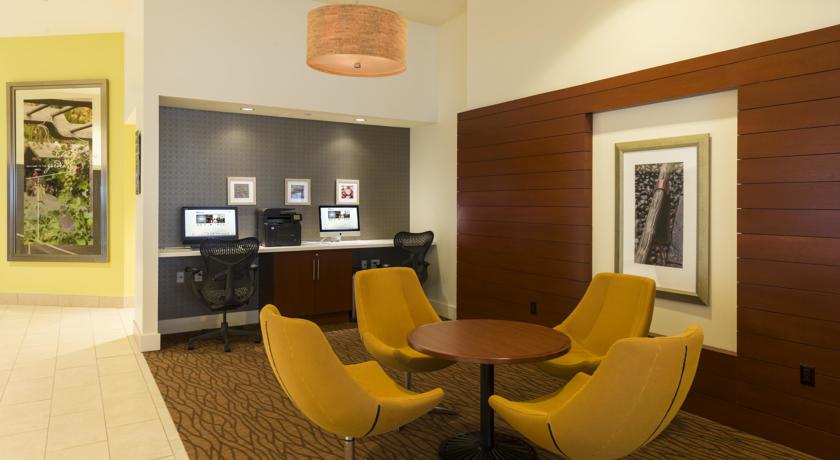 Imagen general del Hotel Hilton Garden Inn Alexandria Old Town National Harbor. Foto 4