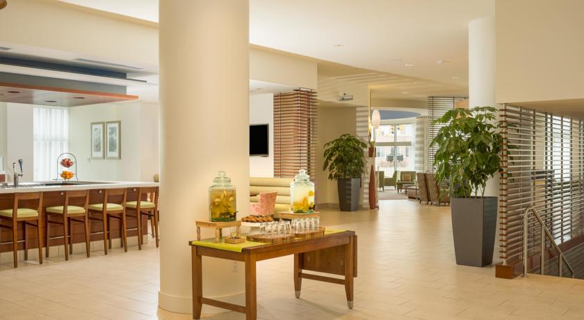Imagen general del Hotel Hilton Garden Inn Alexandria Old Town National Harbor. Foto 5