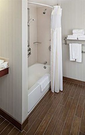 Imagen del bar/restaurante del Hotel Hilton Garden Inn Allentown West. Foto 3