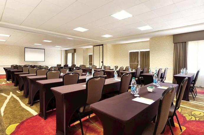 Imagen de los interiores del Hotel Hilton Garden Inn Anaheim Garden Grove. Foto 13