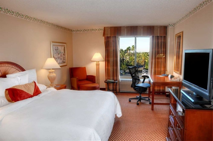 Imagen de la habitación del Hotel Hilton Garden Inn Anaheim Garden Grove. Foto 4