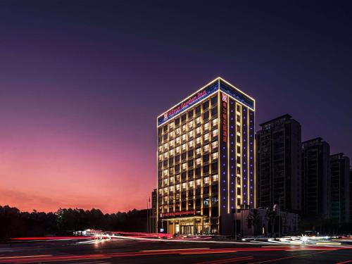 Imagen general del Hotel Hilton Garden Inn Anqing Susong. Foto 1