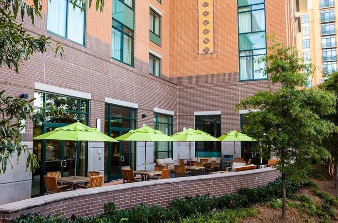 Imagen de los exteriores del Hotel Hilton Garden Inn Arlington-shirlington. Foto 6