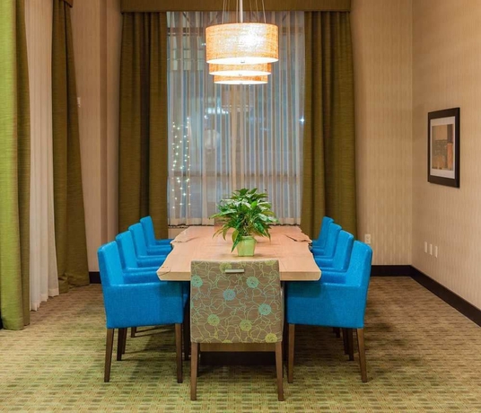 Imagen del bar/restaurante del Hotel Hilton Garden Inn Arlington-shirlington. Foto 5