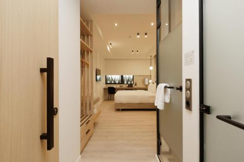 Imagen de la habitación del Hotel Hilton Garden Inn Athens Syggrou Avenue. Foto 19